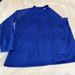 Men’s Long Sleeve Nike Athletic Top
